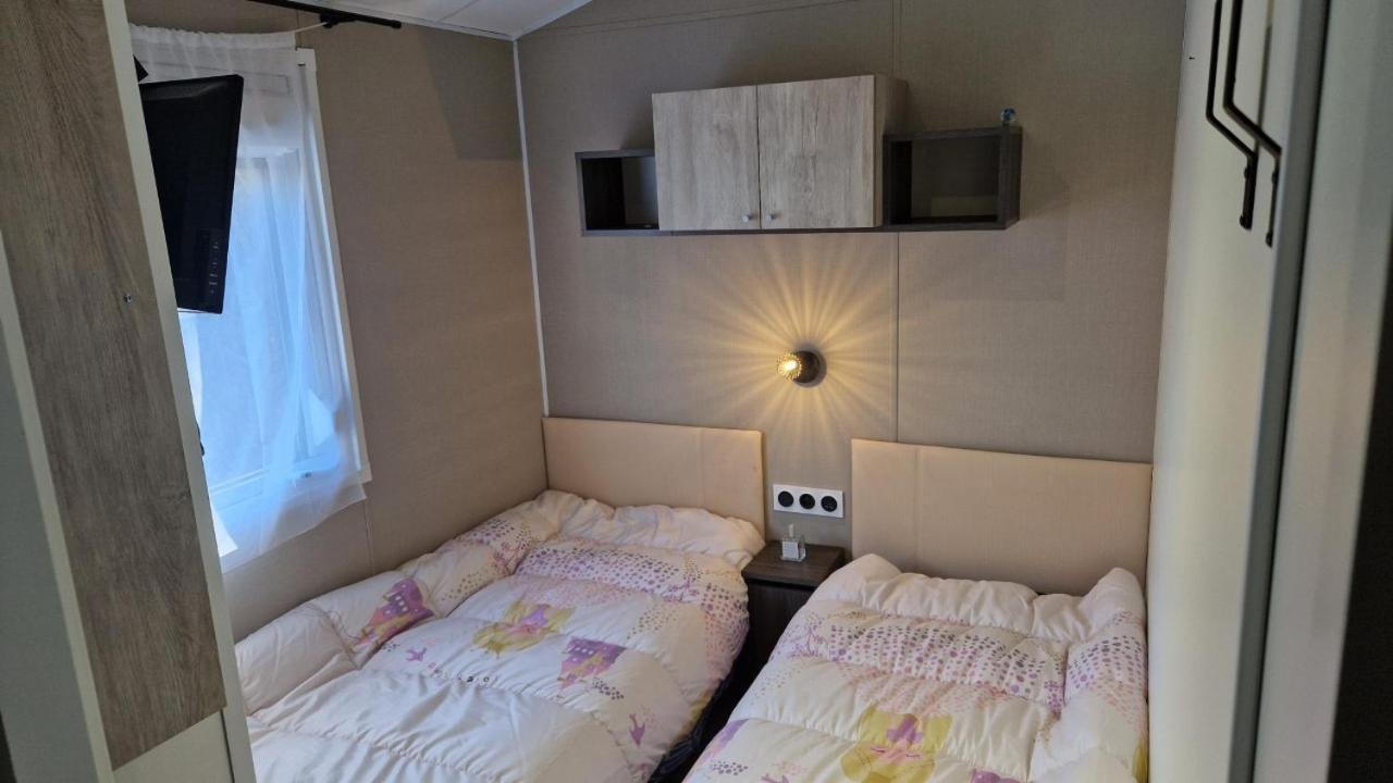 Mobil Home 8 Couchages Dans Camping 4 Etoiles A Pont Aven 29930 Exterior photo
